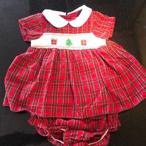 Plaid smocked Christmas dress for baby!